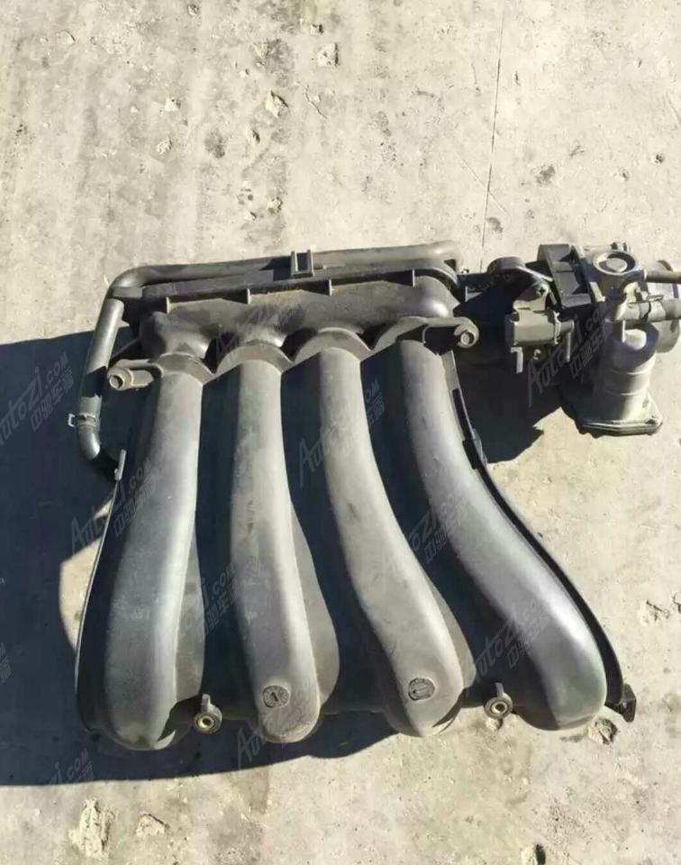 8成新东风日产逍客j10z进气歧管