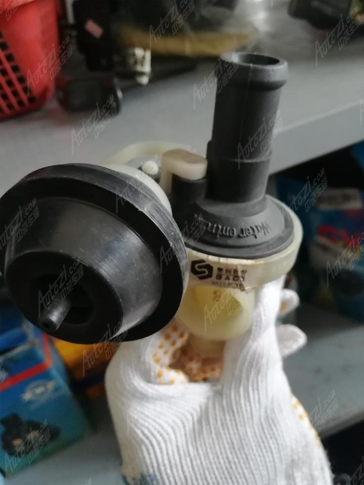 【全新】一汽红旗奔腾b70-真空阀_专业二手汽车配件网站【中驰合作